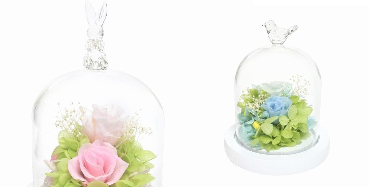 MOTIF GLASS DOME FLOWER ARRANGEMENTS